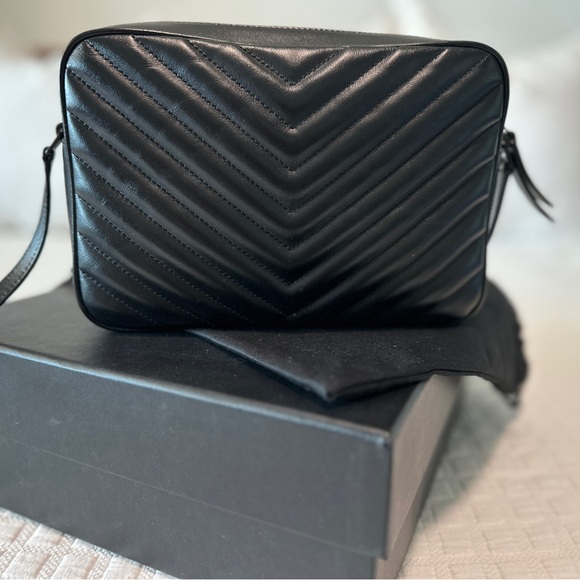 Yves Saint Laurent Quilted Camera Bag in Black - Picture 8 of 13